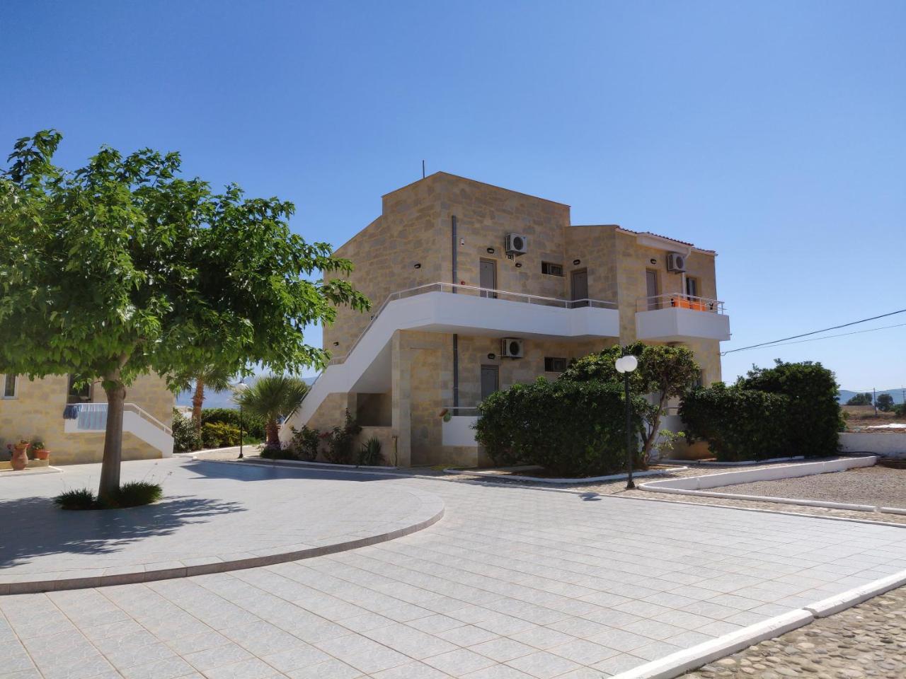 Viglia Beach Apartments Kissamos Exterior photo