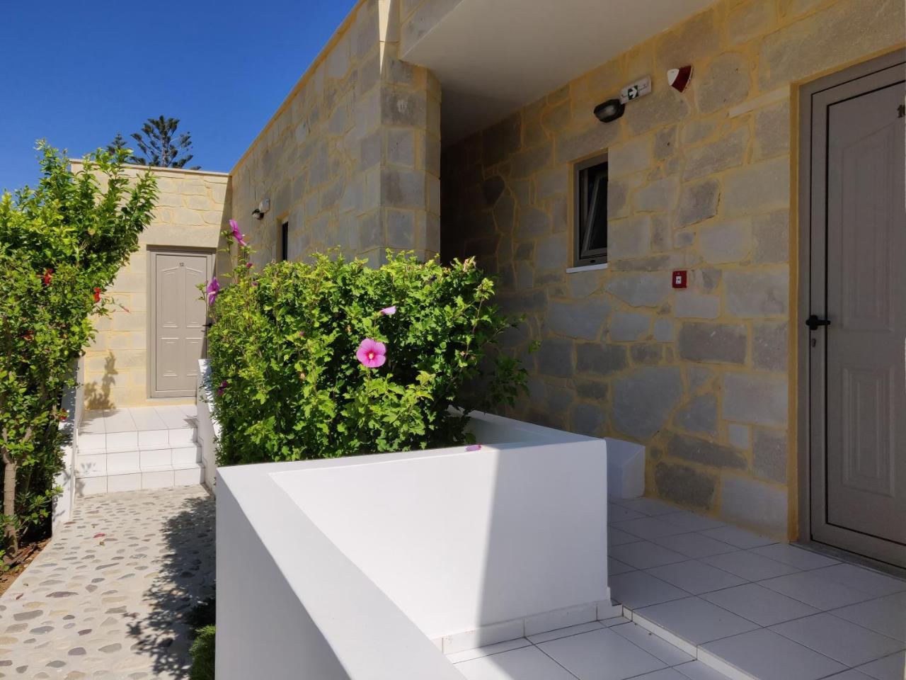 Viglia Beach Apartments Kissamos Exterior photo
