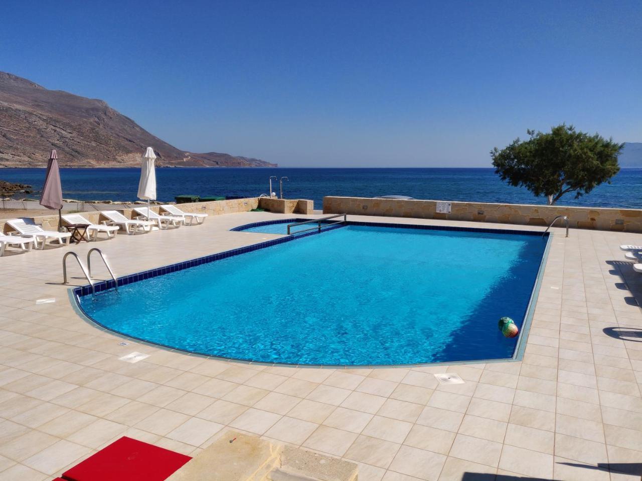 Viglia Beach Apartments Kissamos Exterior photo