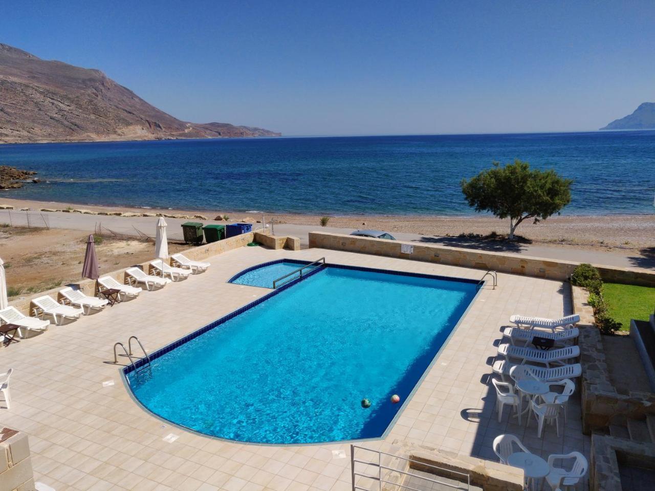 Viglia Beach Apartments Kissamos Exterior photo